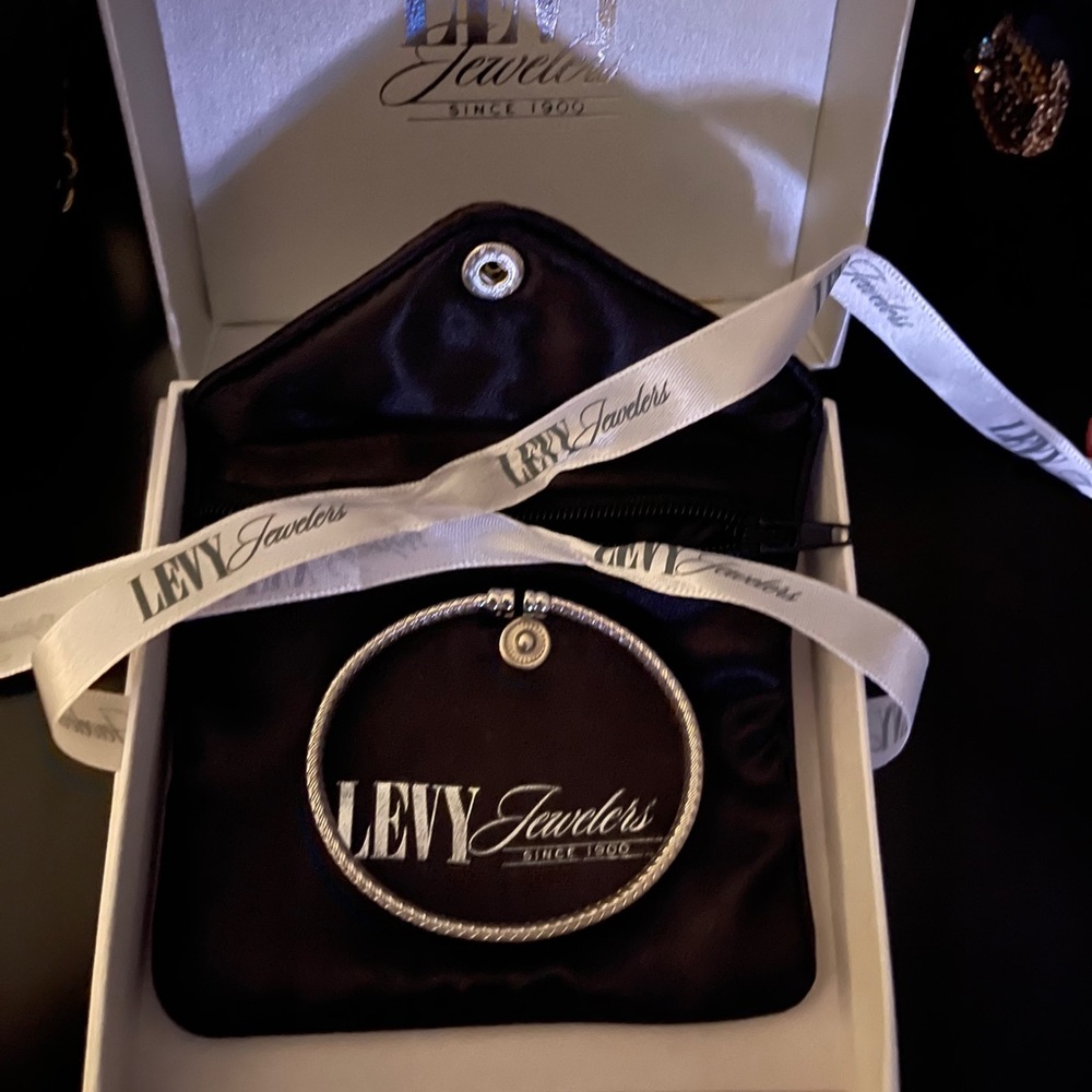 NWOT Sterling Silver Bracelet